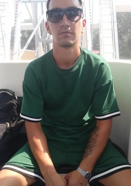 Илья из Осиповичей, ищу на сайте знакомства без обязательств