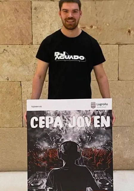 Aguado Sainz de Logroño, tengo 23 años, listo para conocer para lío de una noche
