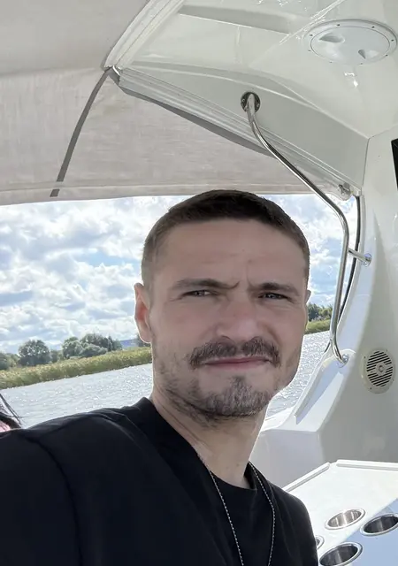 Я Николай, 27 років, знайомлюсь без зобов'язань у Харцизьк