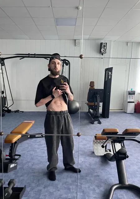 Сэм из Еревана, мне 27, познакомлюсь для открытые отношения