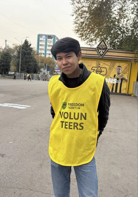 Я Asan, 25, знакомлюсь на одну ночь в Кройдон