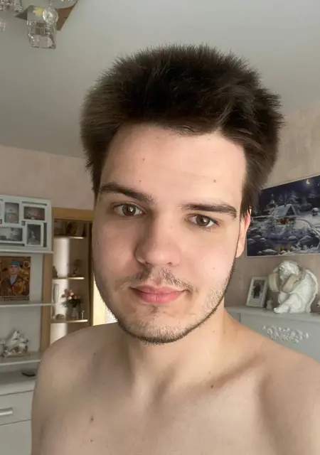 Я Данила, 23, из Осиповичей, ищу знакомство для постоянных отношений