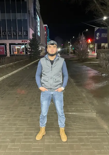 Я Мансур, 28, из Атырау, ищу знакомства на одну ночь