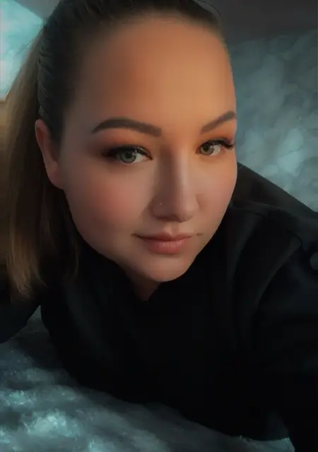 Я Елена, 34, из Амстердама, ищу знакомство для постоянных отношений