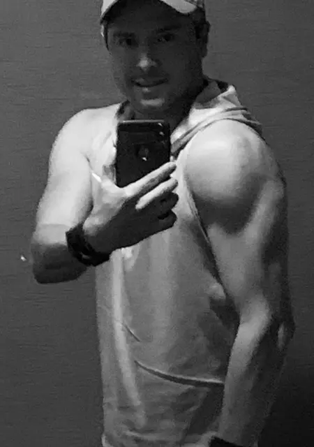 Manuel из Густаво Адольфо Мадеро, ищу на сайте знакомства на одну ночь