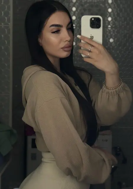 Киса из Риги, мне 24, познакомлюсь для постоянных отношений