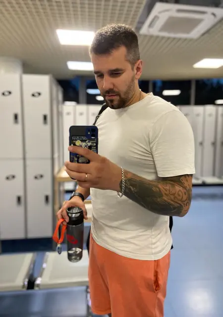 Я Павел, 36, знакомлюсь без обязательств в Дубае