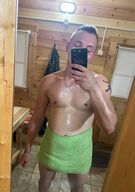 Я Влад, 29, из Гомеля, ищу знакомства на одну ночь