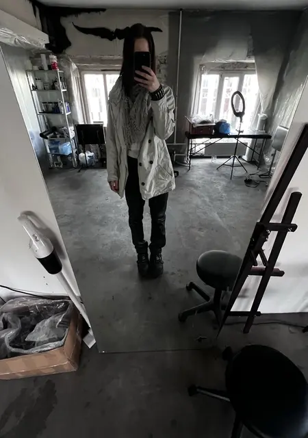 Empty из Вены, ищу на сайте знакомства без обязательств