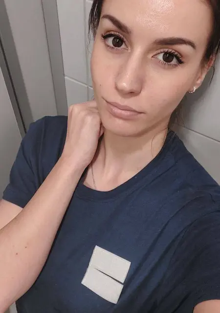 Emma из Калуша, мне 26, познакомлюсь для вирта