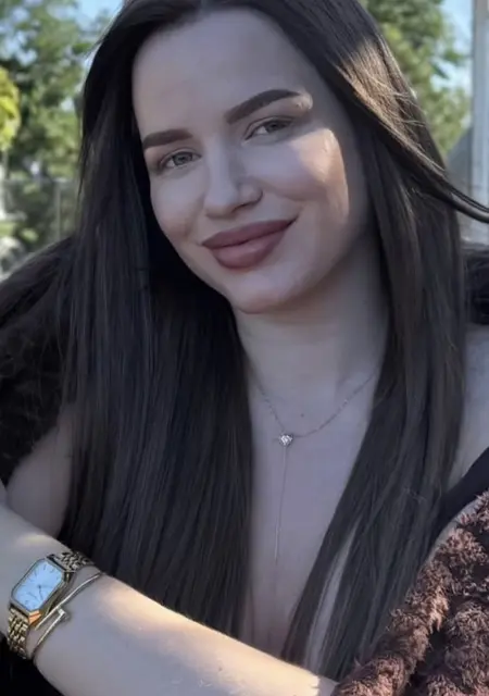 Я Дарія, 26 років, знайомлюсь для спілкування у Вінниця