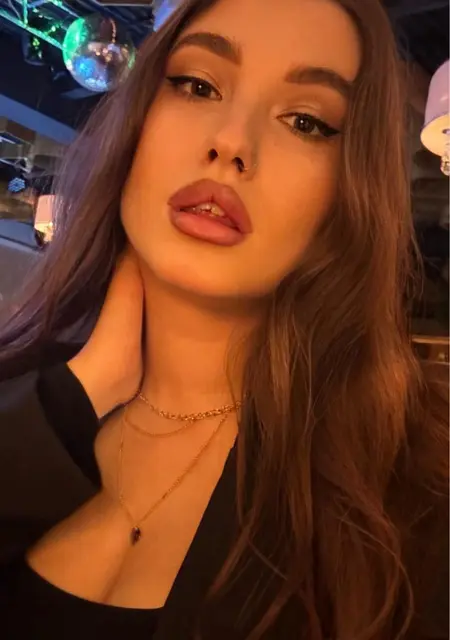 Я Анна, 28, знакомлюсь без обязательств в Стамбуле
