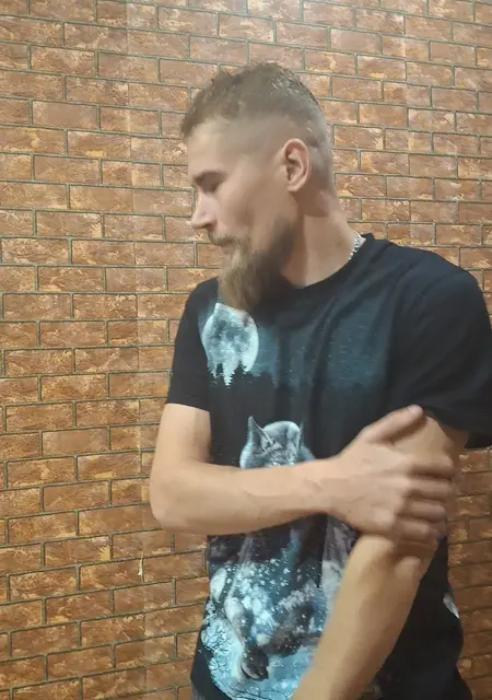 Я Alex, 30, знакомлюсь для общения в Бресте