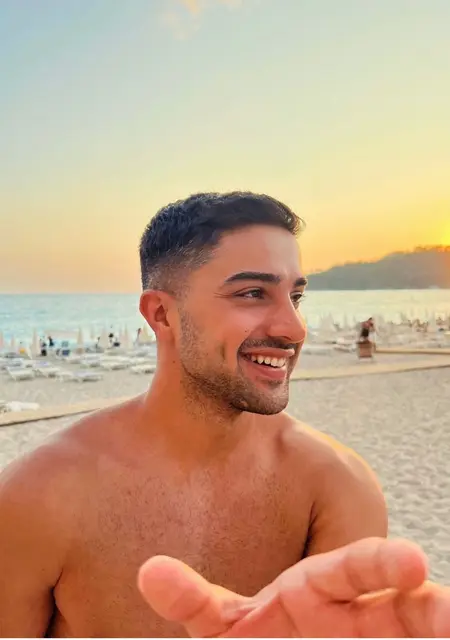 Mesut из Адана, мне 29, познакомлюсь для открытые отношения