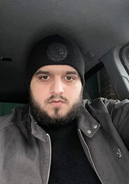 Я Maksim, 21, из Амстердама, ищу знакомства на одну ночь