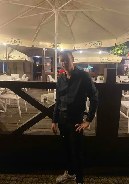 Adam из Гижицко, мне 20, познакомлюсь на одну ночь