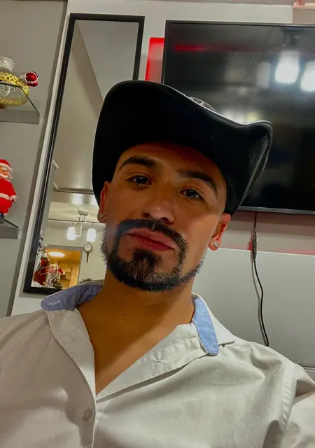 Я Jhordan, 34, из Икика, ищу знакомство для общения