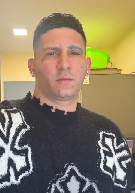 Yordan de Pontevedra, tengo 30 años, listo para conocer para lío de una noche