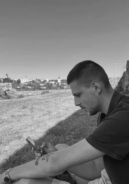 Я Andrii, 22, из Каменца-Подольского, ищу знакомство для открытые отношения
