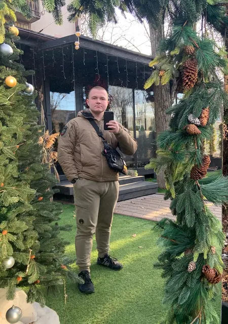 Я Кирилл, 20, знакомлюсь без обязательств в Василькове