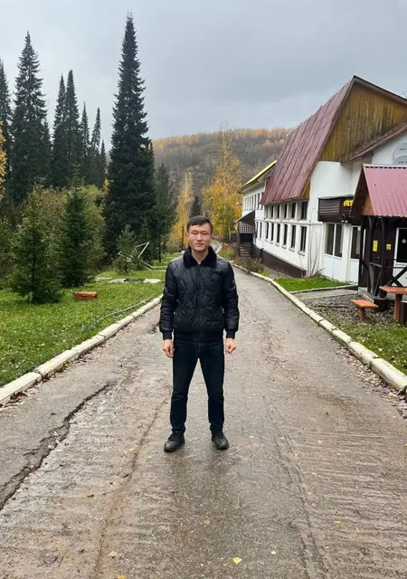 Я Nurlan, 27, из Усть-Каменогорска, ищу знакомство для постоянных отношений