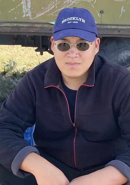 Я Максат, 21, из Астаны, ищу знакомства на одну ночь