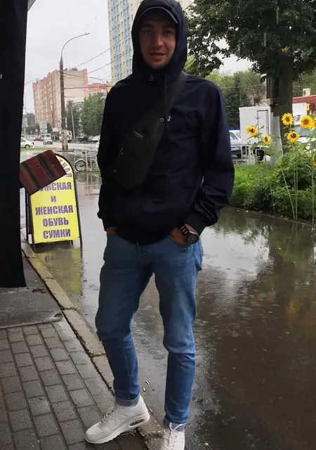 Я Виктор, 29, из Берлина, ищу знакомство для приятного времяпровождения