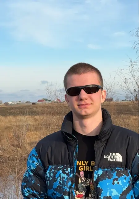 Михаил из Хельсинки, мне 19, познакомлюсь на одну ночь