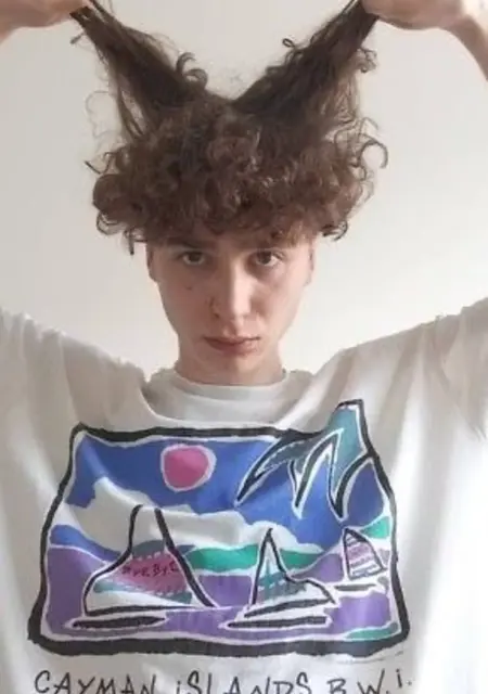 Никак из Стаханова, мне 21, познакомлюсь на одну ночь