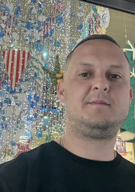 Midday з Донецька, мені 32 років, познайомлюсь для дружби