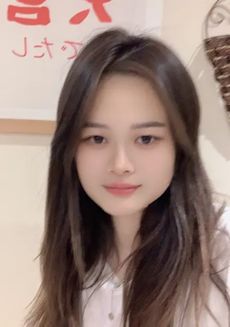 I'm Tracy, 32 from Islington, seeking connections for long-term