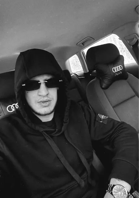 Я Sanya, 20 років з Києва, шукаю знайомство для спілкування