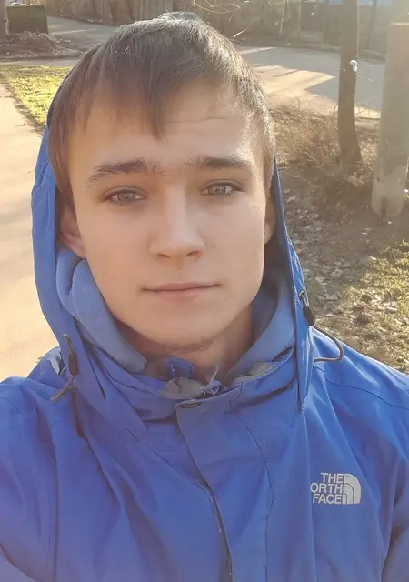 Я Димчик, 21, из Запорожья, ищу знакомство для постоянных отношений