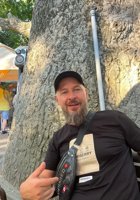 Scurtu из Берна, мне 40, познакомлюсь на одну ночь