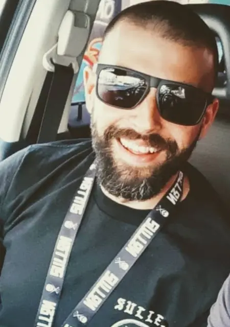 Soy John Doe, 35 años de Valladolid, busco conocer gente para lío de una noche