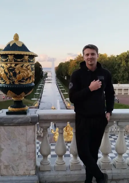 Егор из Амстердама, мне 32, познакомлюсь без обязательств