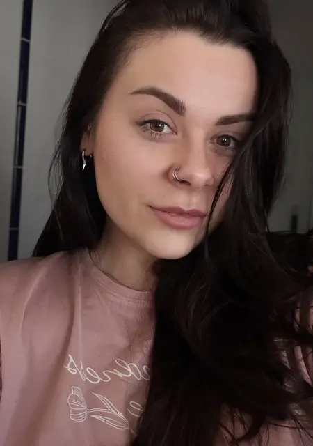 Daria из Днепра, ищу на сайте дружбу