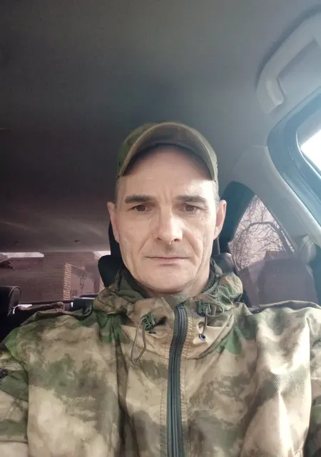 Я Роман, 49 років з Антрацита, шукаю знайомство для постійних стосунків