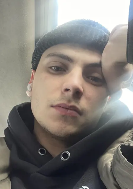 Я Богдан, 20, знакомлюсь для приятного времяпровождения в Одессе