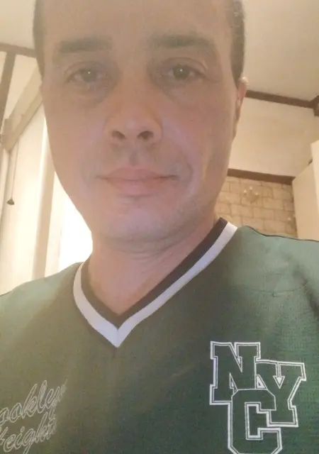 Я Ale, 37, из Риги, ищу знакомство для общения