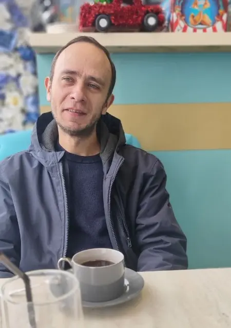 Кирилл з Маріуполя, шукаю на сайті знайомства на одну ніч