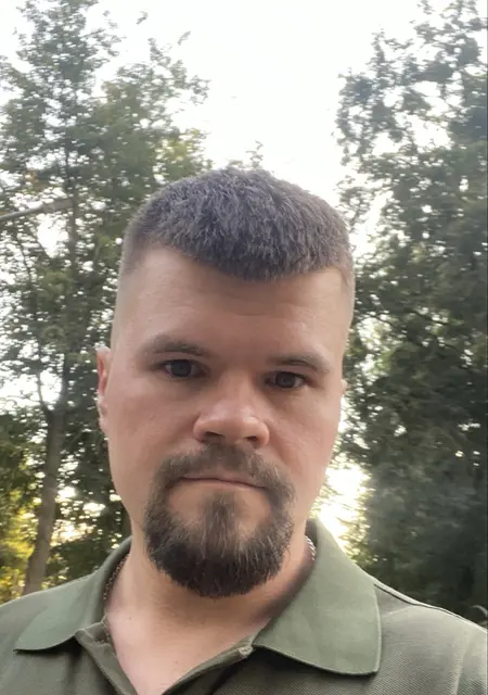 Я Алексей, 31, знакомлюсь для постоянных отношений в Кишинёве
