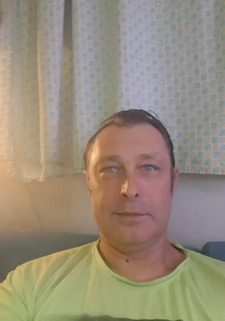 Sergey de Valencia, tengo 46 años, listo para conocer para relación sin ataduras