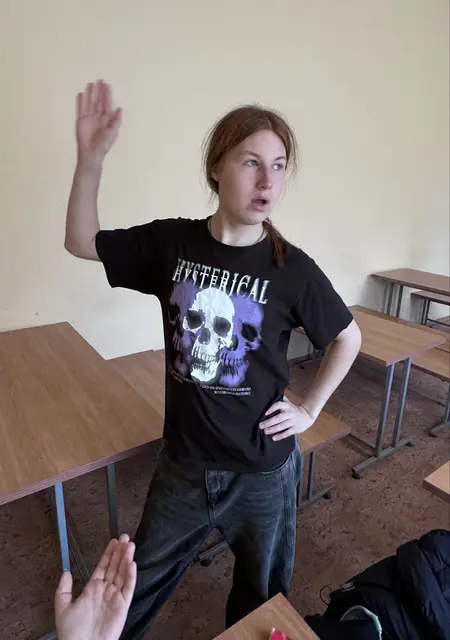 Я Эльдар, 21, знакомлюсь на одну ночь в Луганске