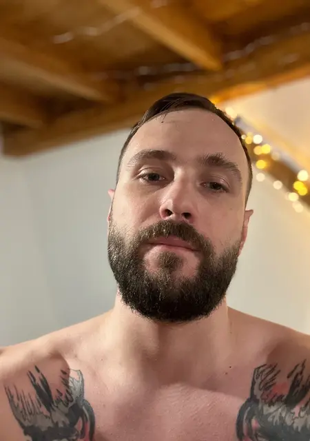 Я Max, 32 років з Чернівців, шукаю знайомство для вірт