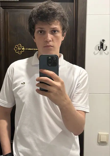 Я Глеб, 18, знакомлюсь без обязательств в Энсхеде