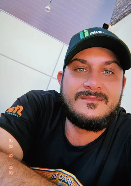 Tinto из Сидроландия, ищу на сайте знакомства на одну ночь