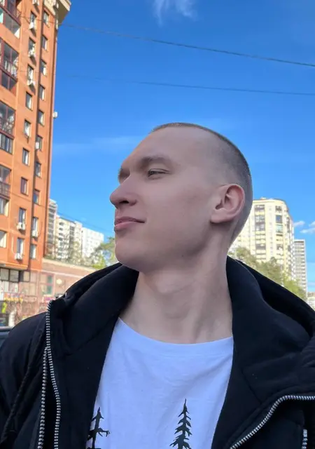 Я Евгений, 19, знакомлюсь на одну ночь в Хельсинки