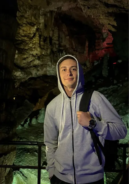 Андрей из Макеевки, ищу на сайте общение