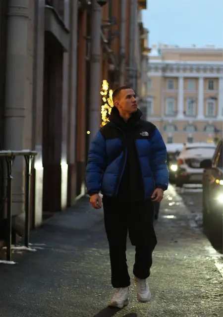 Я Алексей, 18, из Амстердама, ищу знакомства на одну ночь